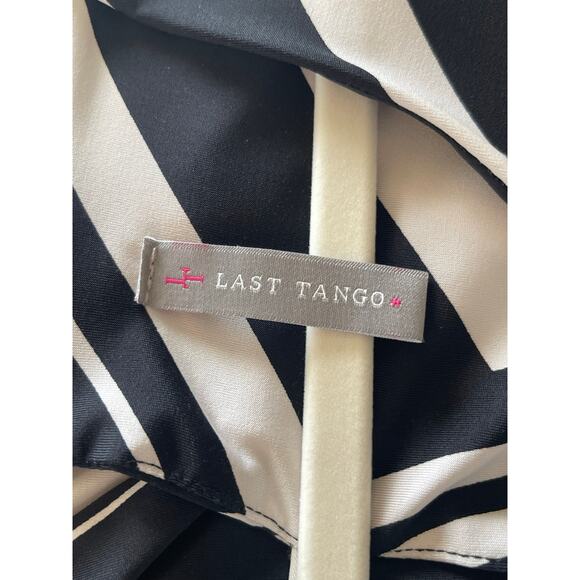 Woman’s Last Tango Tunic Sleeveless Black White Medium - Picture 8 of 9